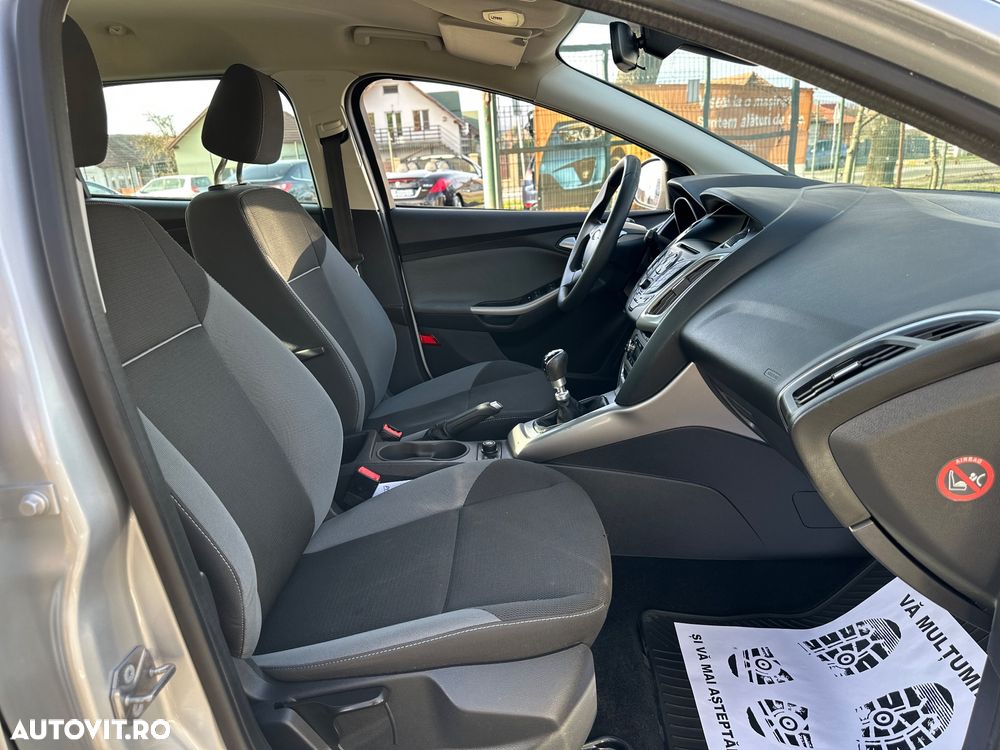 Ford Focus 1.6 TDCi DPF Champions Edition - 7