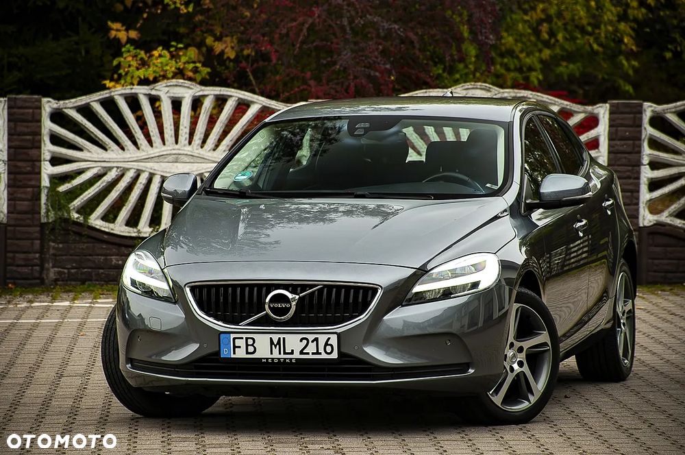 Volvo V40 D2 Summum - 6