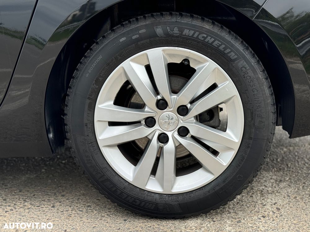 Peugeot 308 BlueHDi 130 EAT6 Stop & Start Active Business-Paket - 11