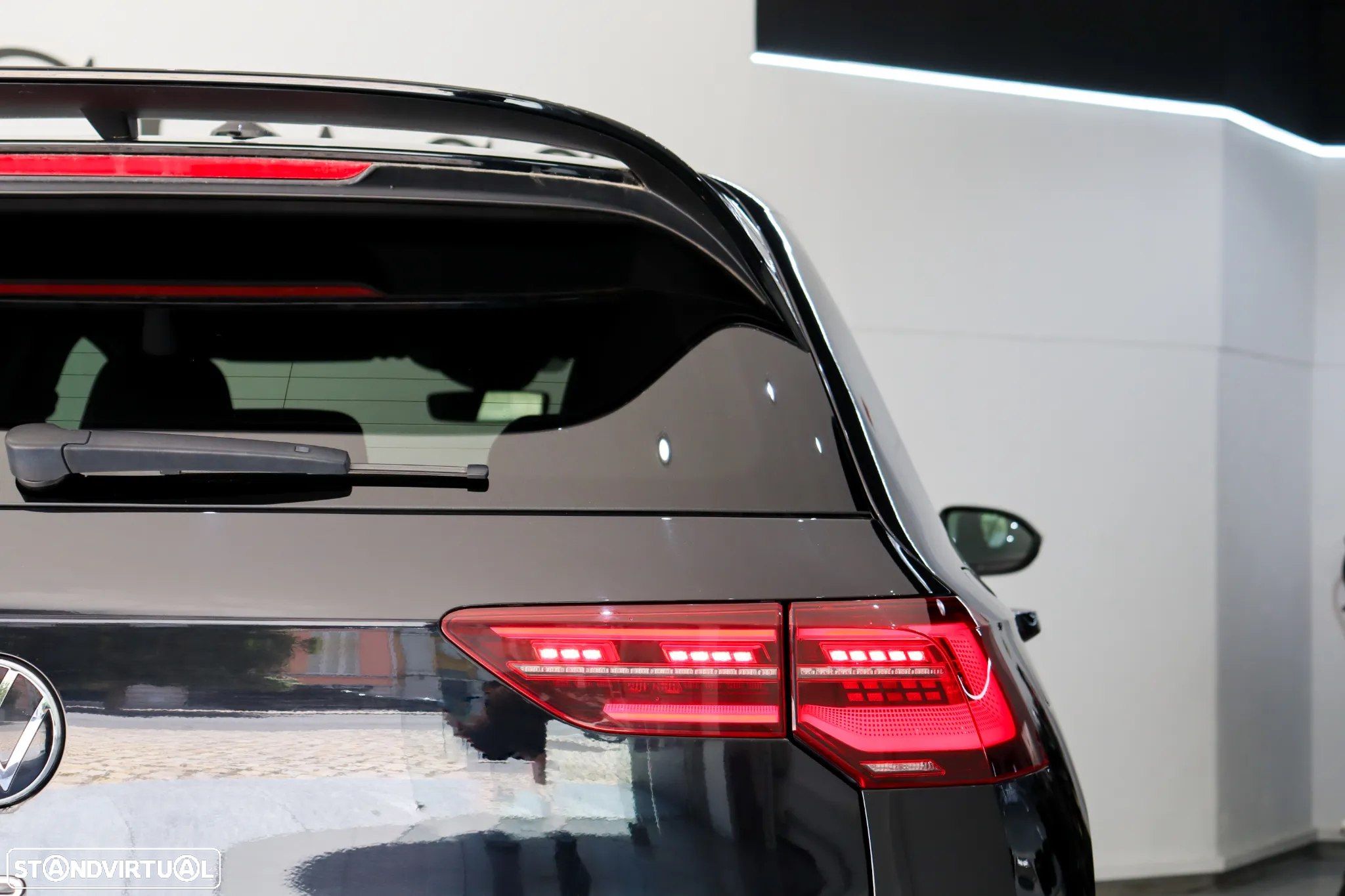 VW Golf 2.0 TSI R DSG - 38