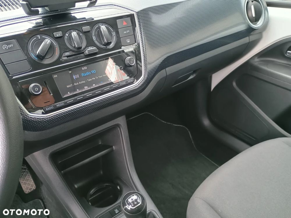 Volkswagen up! white style - 17