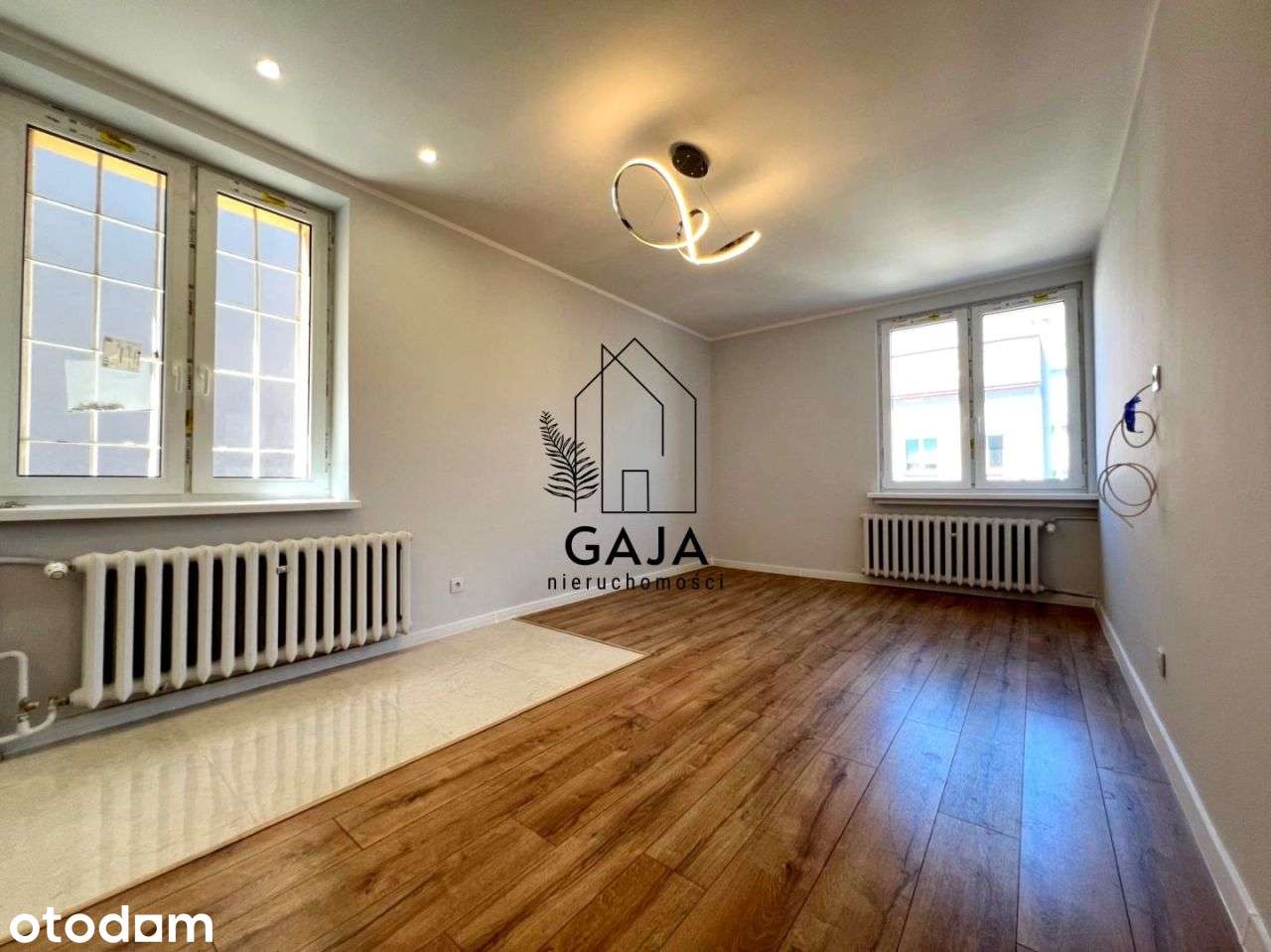Sródmieście/ po kapitalnym remoncie/ M3