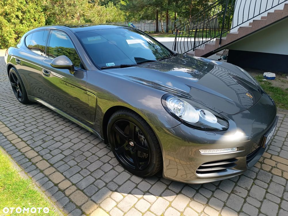 Porsche Panamera - 3
