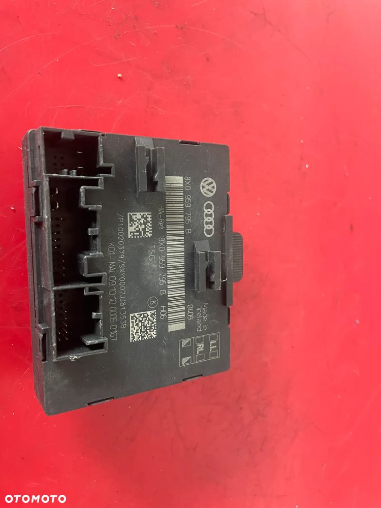 Moduł sterownik drzwi Audi Skoda Superb 8X0959795B - 2