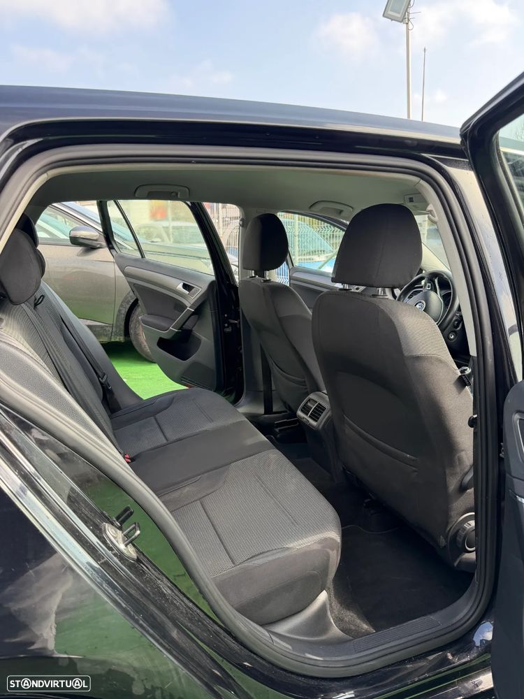 VW Golf 1.6 TDi Trendline BlueMotion - 10