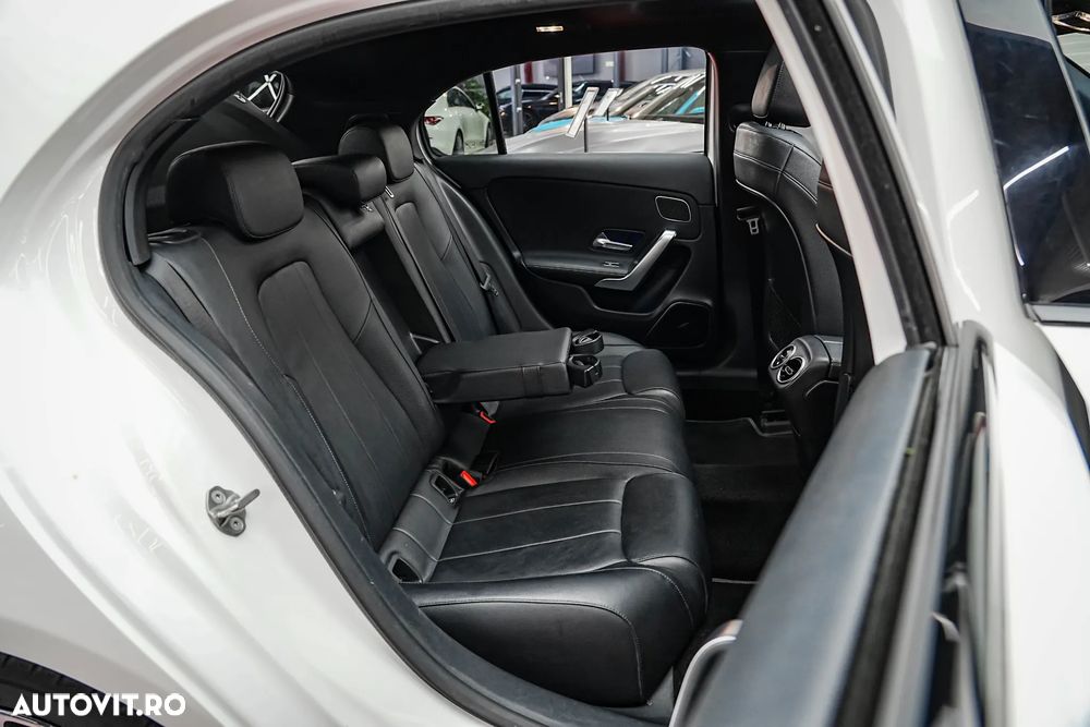 Mercedes-Benz A 180 d 7G-DCT Progressive - 10