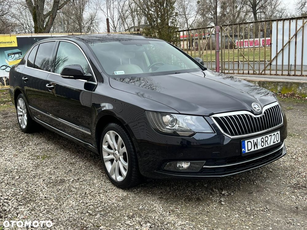 Skoda Superb 3.6 FSI 4x4 Platinum DSG - 5