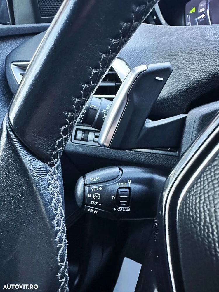 Peugeot 3008 BlueHDi 120 Stop & Start EAT6 Allure - 19