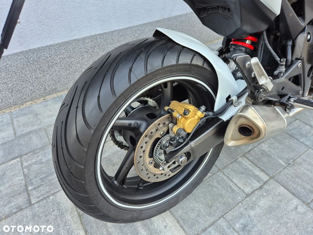 Honda CBR - 9