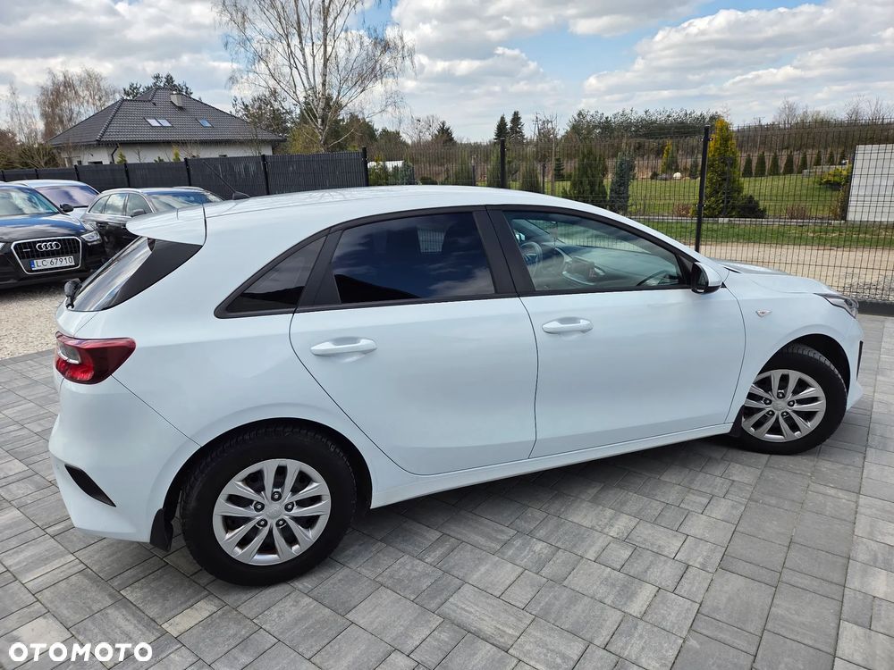 Kia Ceed 1.6 CRDi SCR M - 8