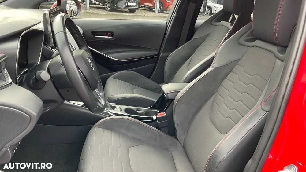 Toyota Corolla 1.8 Hybrid Touring Sports - 12