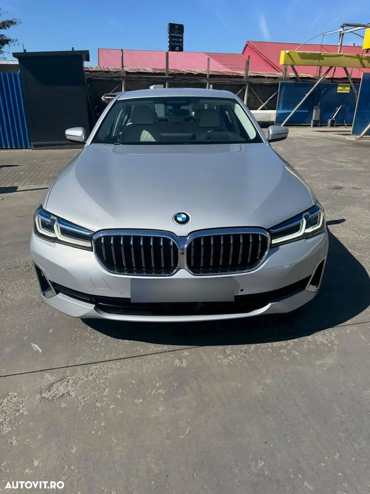 BMW Seria 5 540d xDrive AT MHEV - 1