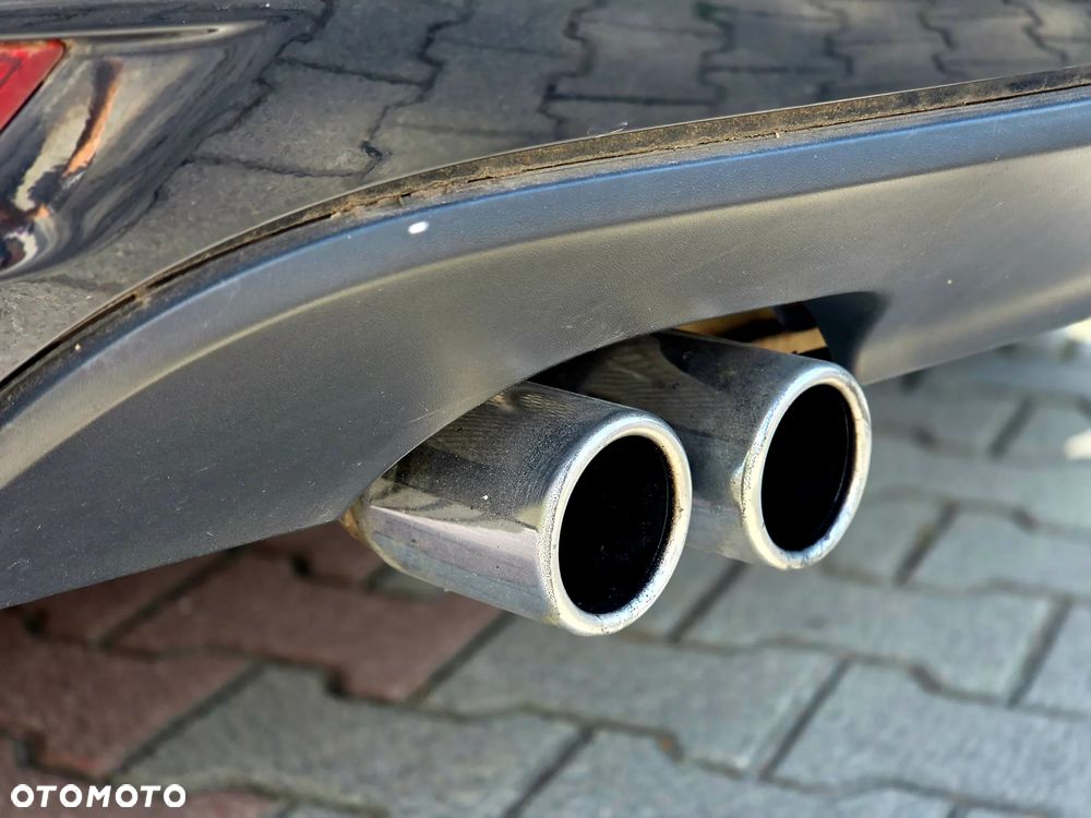 Volkswagen Golf 2.0 TDI DPF DSG GTD - 22