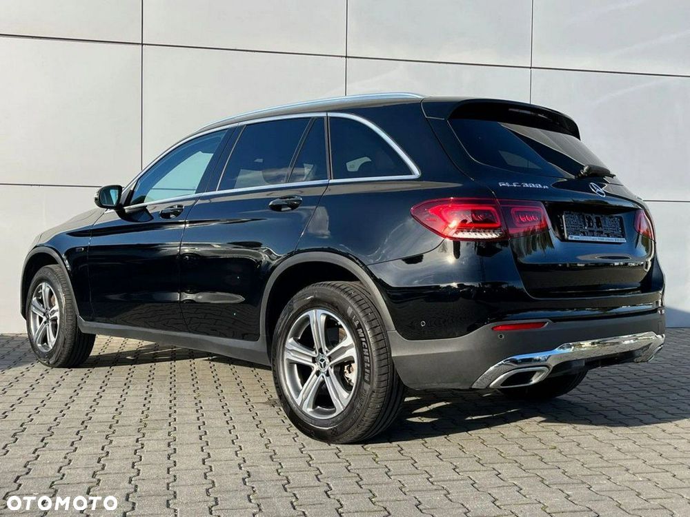 Mercedes-Benz GLC 300 e 4-Matic Avantgarde - 10
