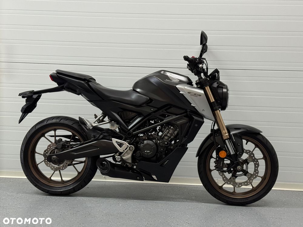 Honda CB - 2