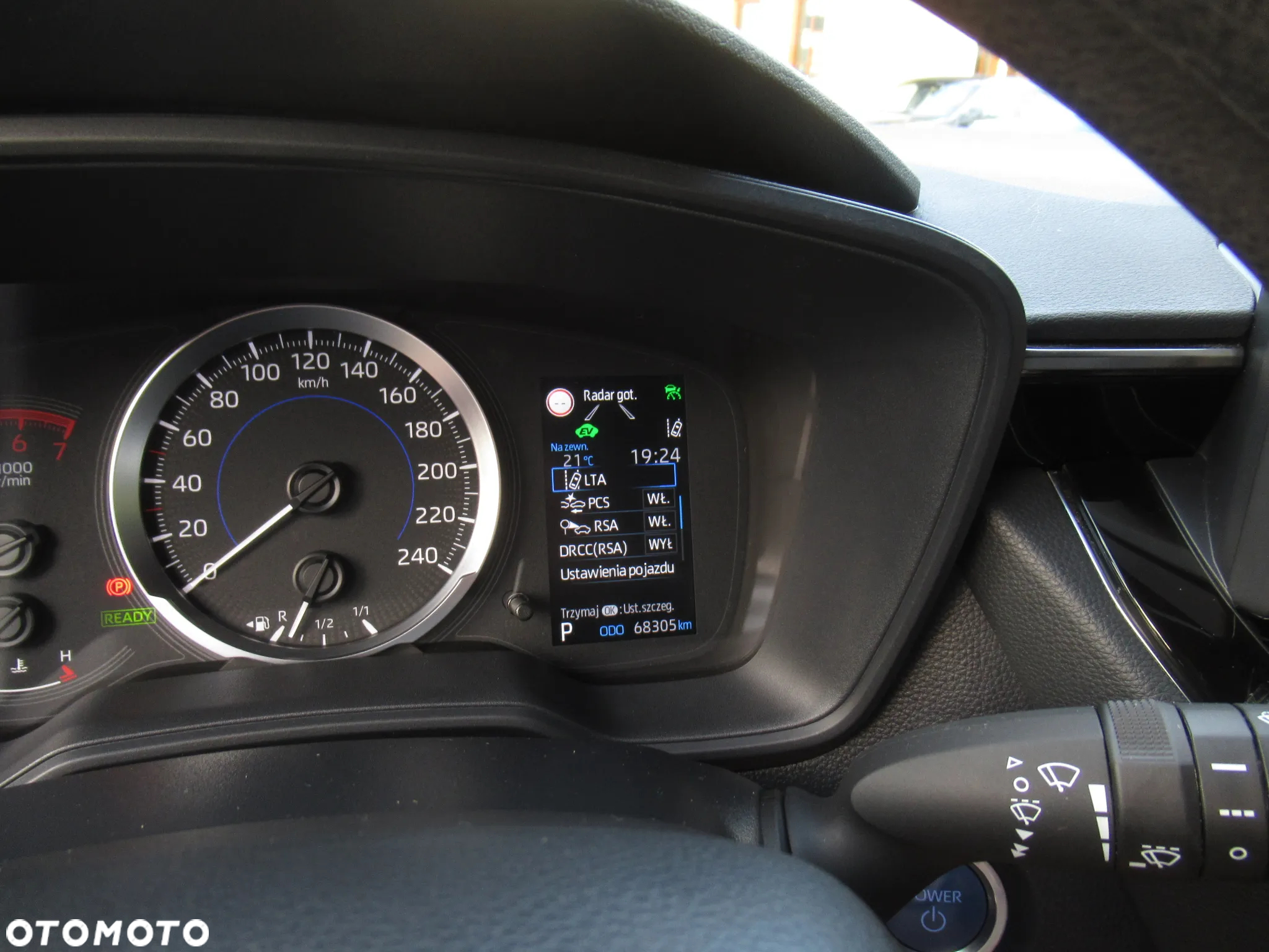 Toyota Corolla 1.8 Hybrid Active - 28