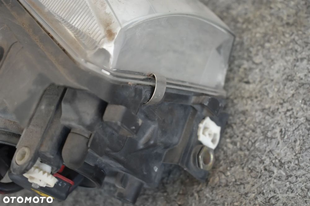 LAMPA LAMPY PRZÓD PASSAT B5 XENON HELLA - 9