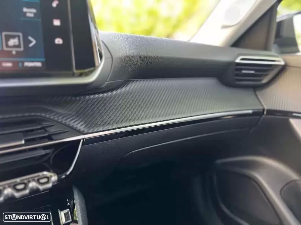 Peugeot e-2008 50 kWh Allure Pack - 38