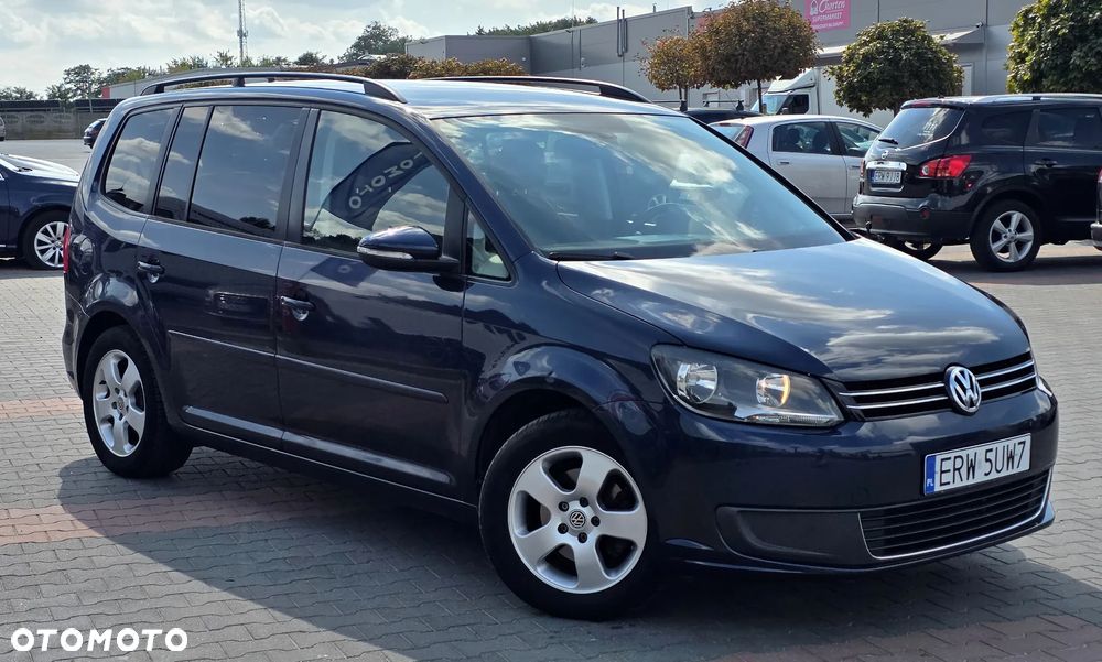 Volkswagen Touran 1.6 TDI DPF BlueMot Comfortline - 2