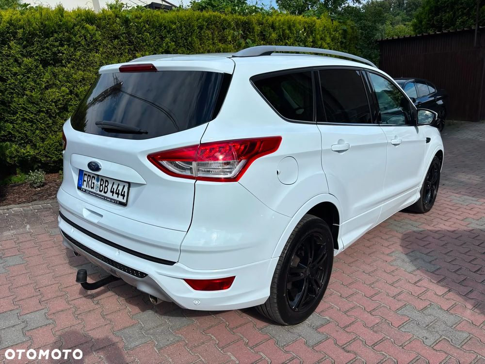 Ford Kuga 2.0 TDCi 4x4 ST-Line - 3