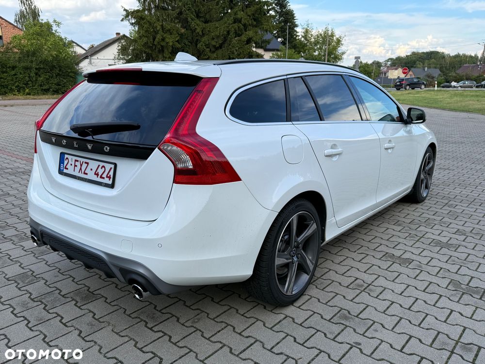 Volvo V60 D4 Drive-E R-Design Summum - 14