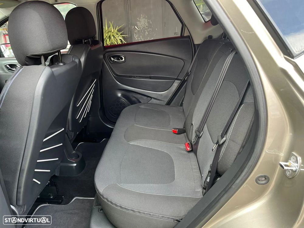 Renault Captur 1.5 dCi Exclusive - 13