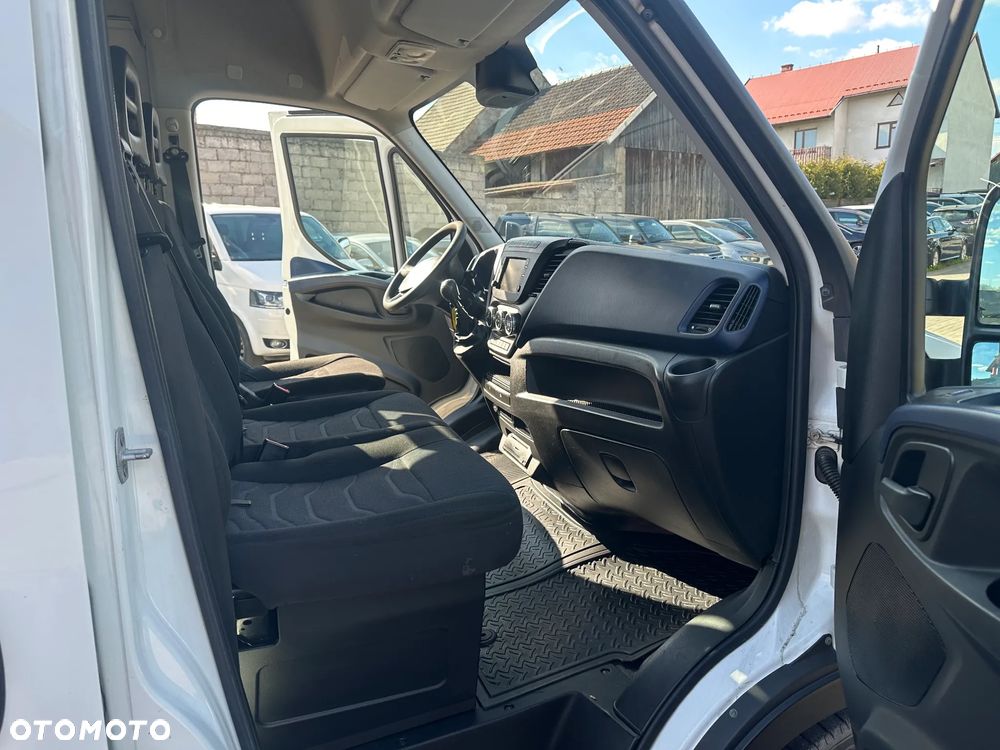 Iveco DAILY - 8