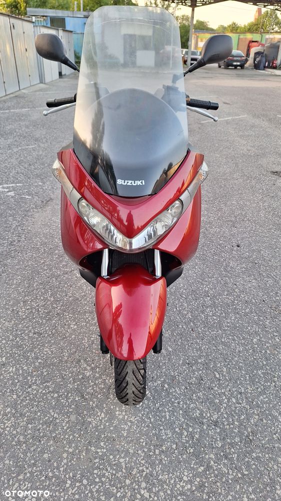 Suzuki Burgman - 18