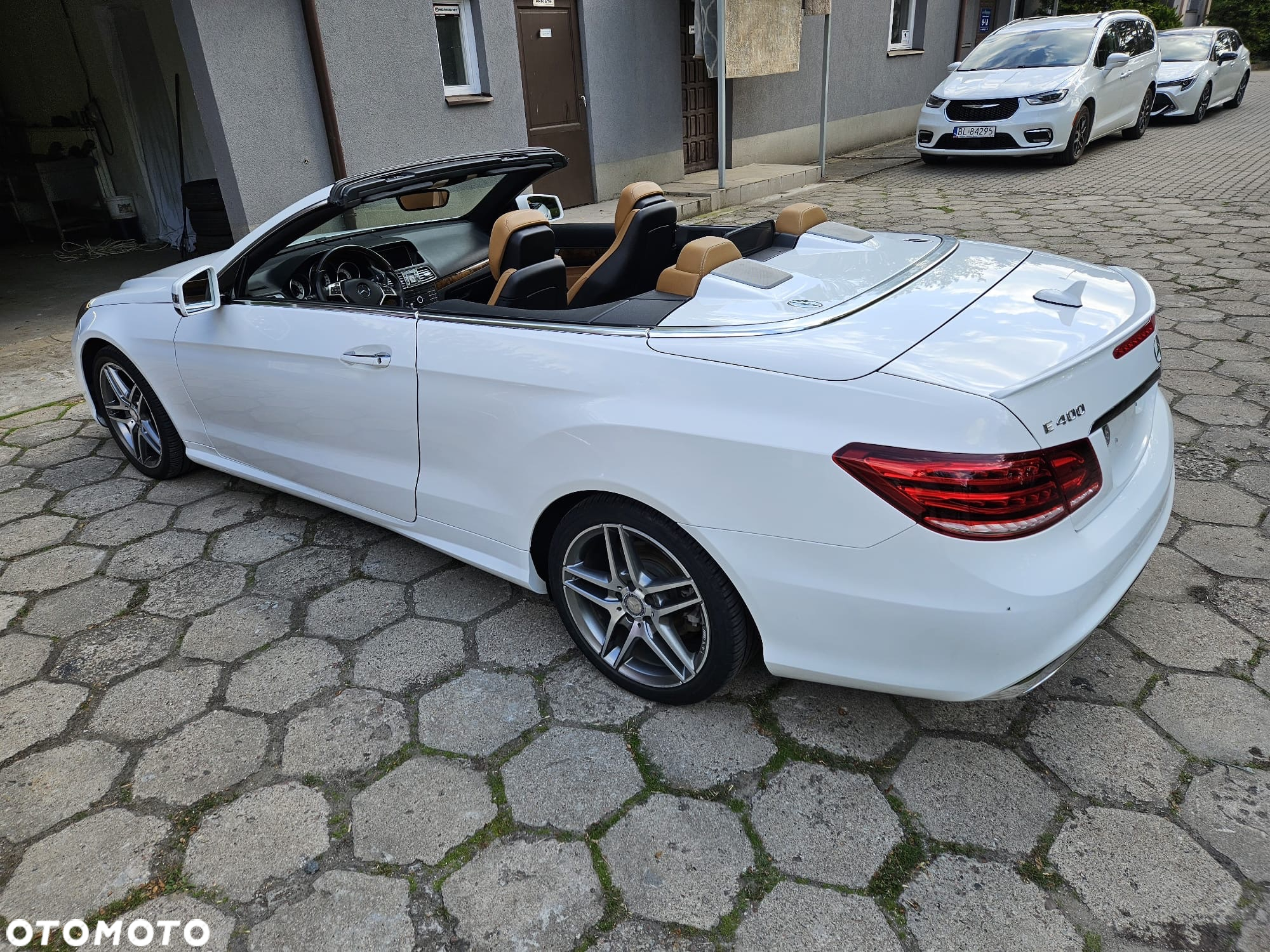 Mercedes-Benz Klasa E 400 Cabrio 7G-TRONIC - 7