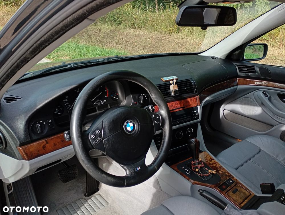BMW Seria 5 - 18
