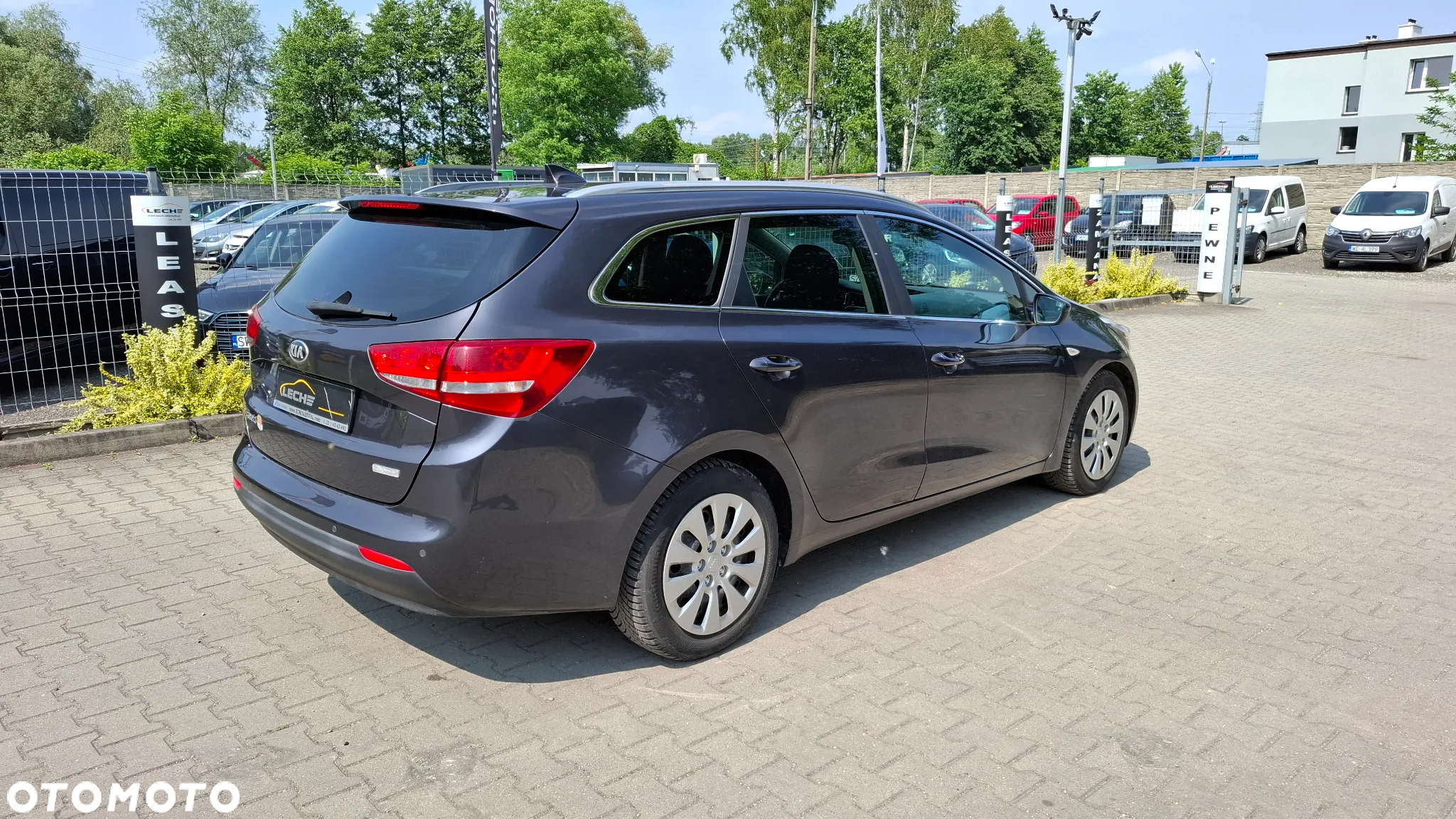 Kia Ceed - 29
