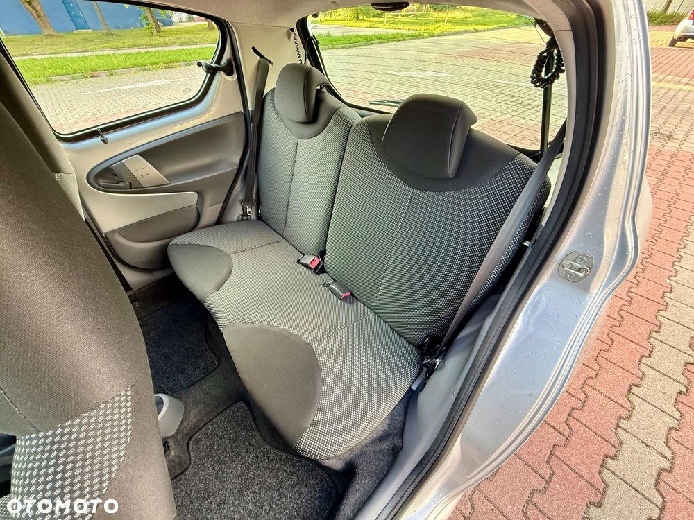 Toyota Aygo 1.0 VVT-i Luna MM A/C - 17
