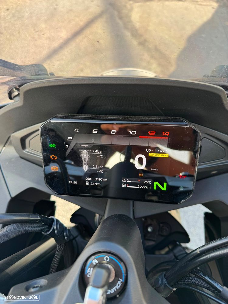 CF Moto 675SR-R - 5