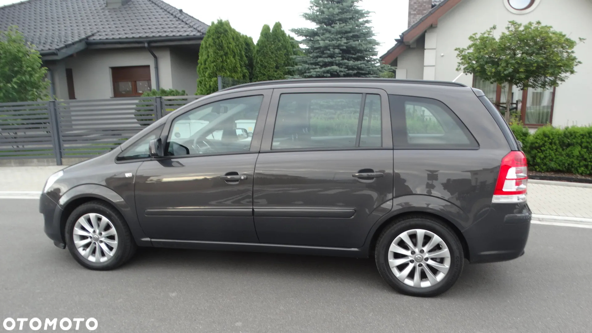 Opel Zafira 1.8 Edition Plus - 8