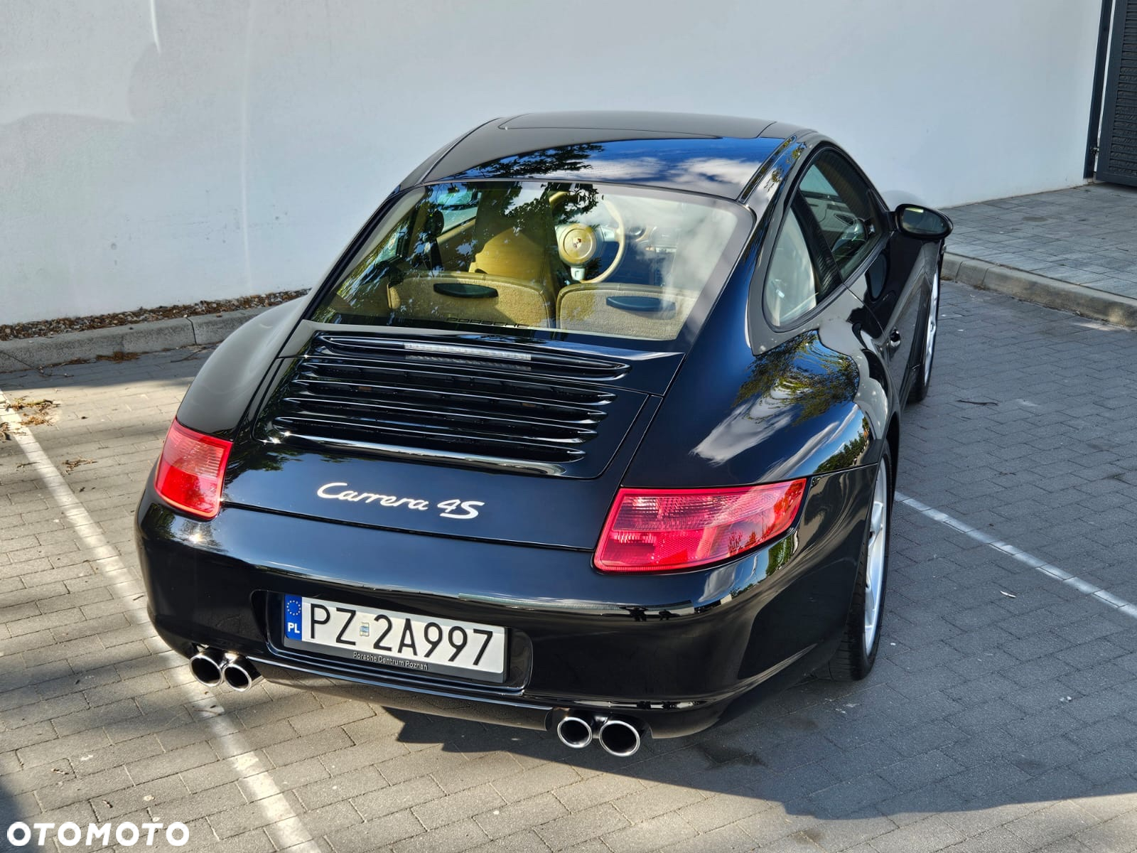 Porsche 911 Carrera 4S - 6