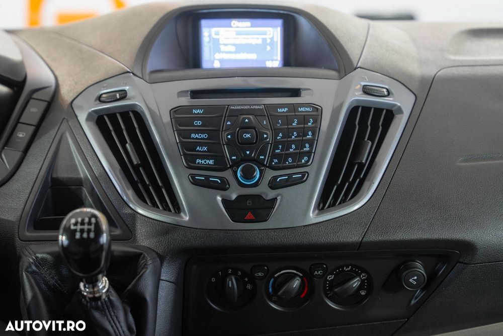 Ford Tourneo Custom 300 L1H1 VA Titanium - 19