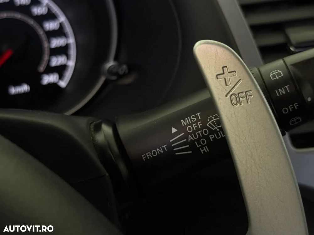 Mitsubishi Outlander 2.2 DI-D 4WD TC-SST Instyle - 22