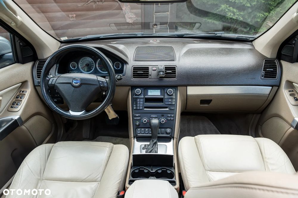 Volvo XC 90 - 33