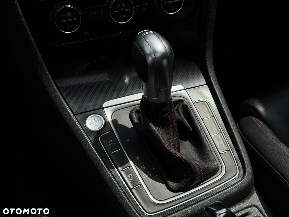 Volkswagen Golf 2.0 TSI BMT GTI DSG - 16
