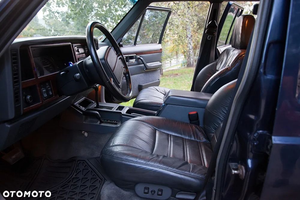 Jeep Cherokee - 6