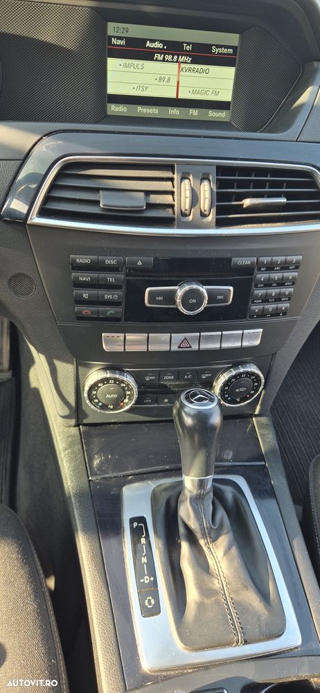 Mercedes-Benz C - 14