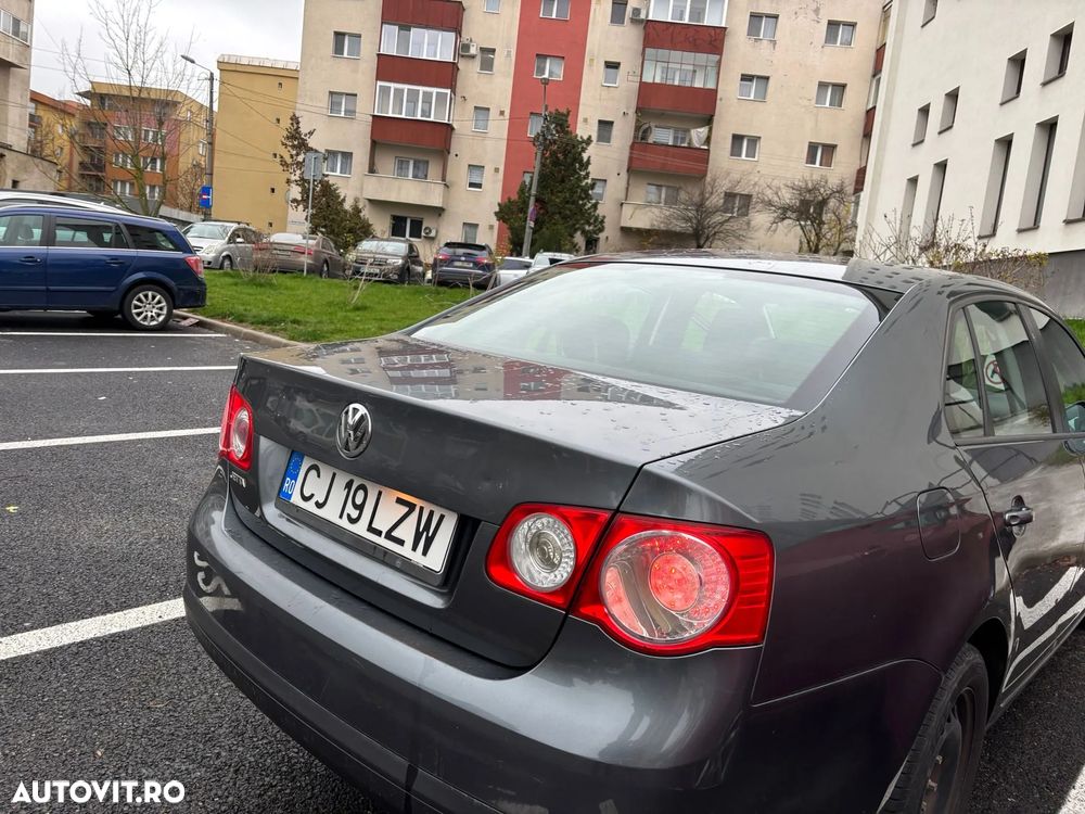 Volkswagen Jetta - 15