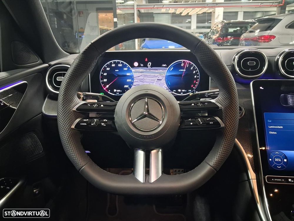 Mercedes-Benz C 300 de AMG Line - 21
