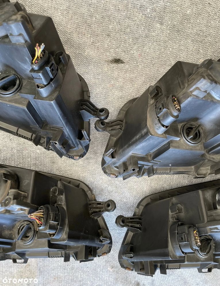 VW Touran 1T Lift reflektor prawy lewy zwykły lampa przód komplet - 4