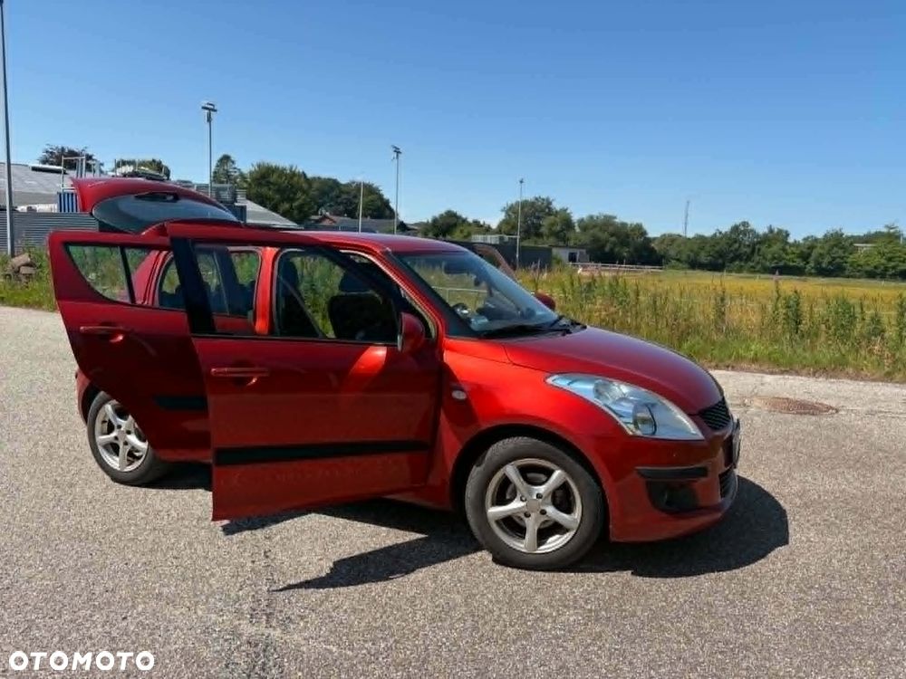 Suzuki Swift - 3