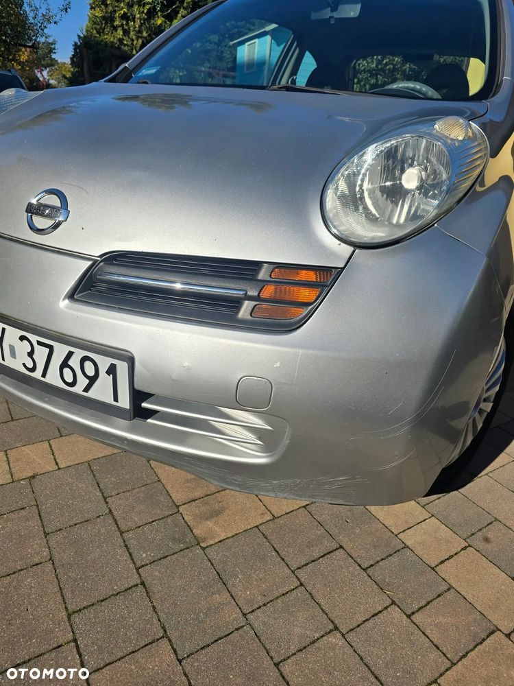 Nissan Micra 2003 photo 4