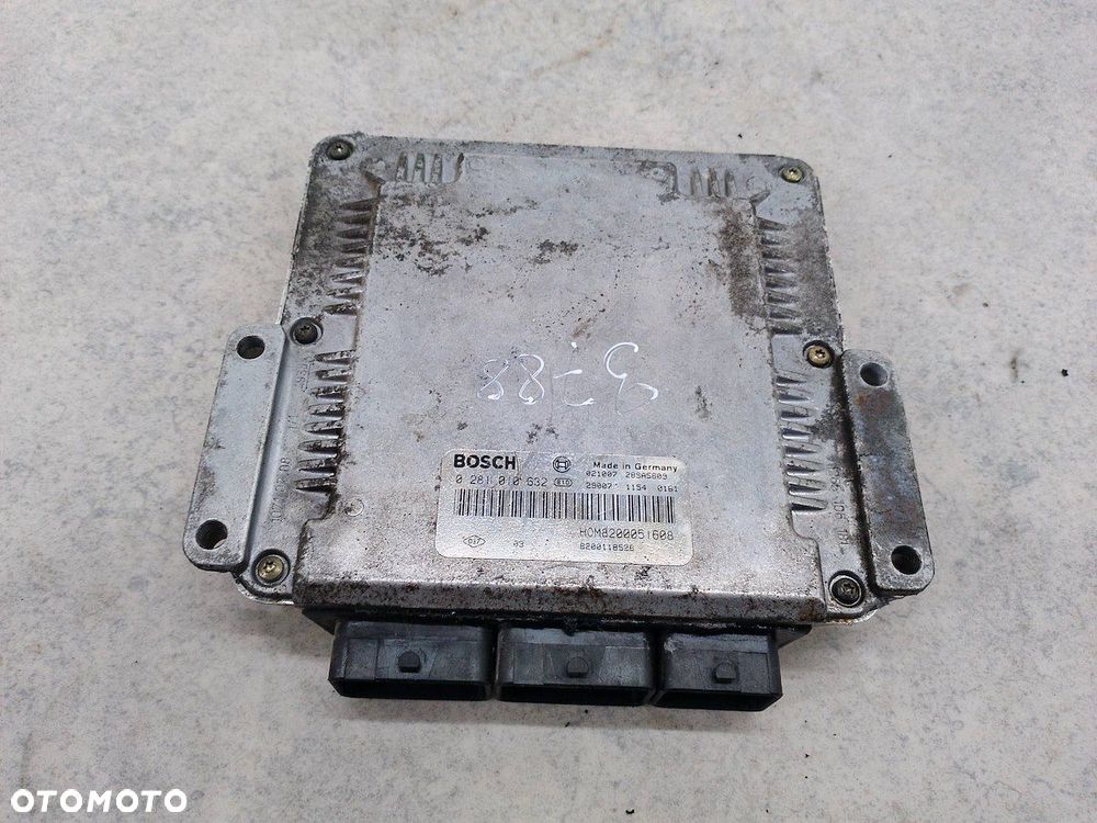 STEROWNIK RENAULT TRAFIC II 8200118526 HOM8200051608 0281010632  BOSCH 1.9 - 3