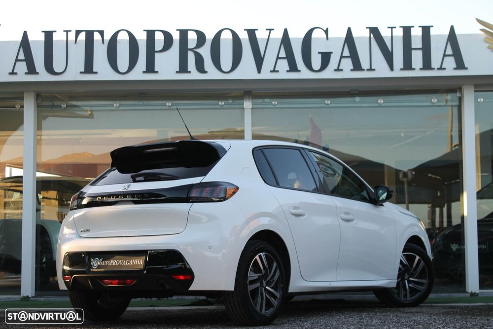 Peugeot 208 1.2 PureTech Allure Pack EAT8 - 32