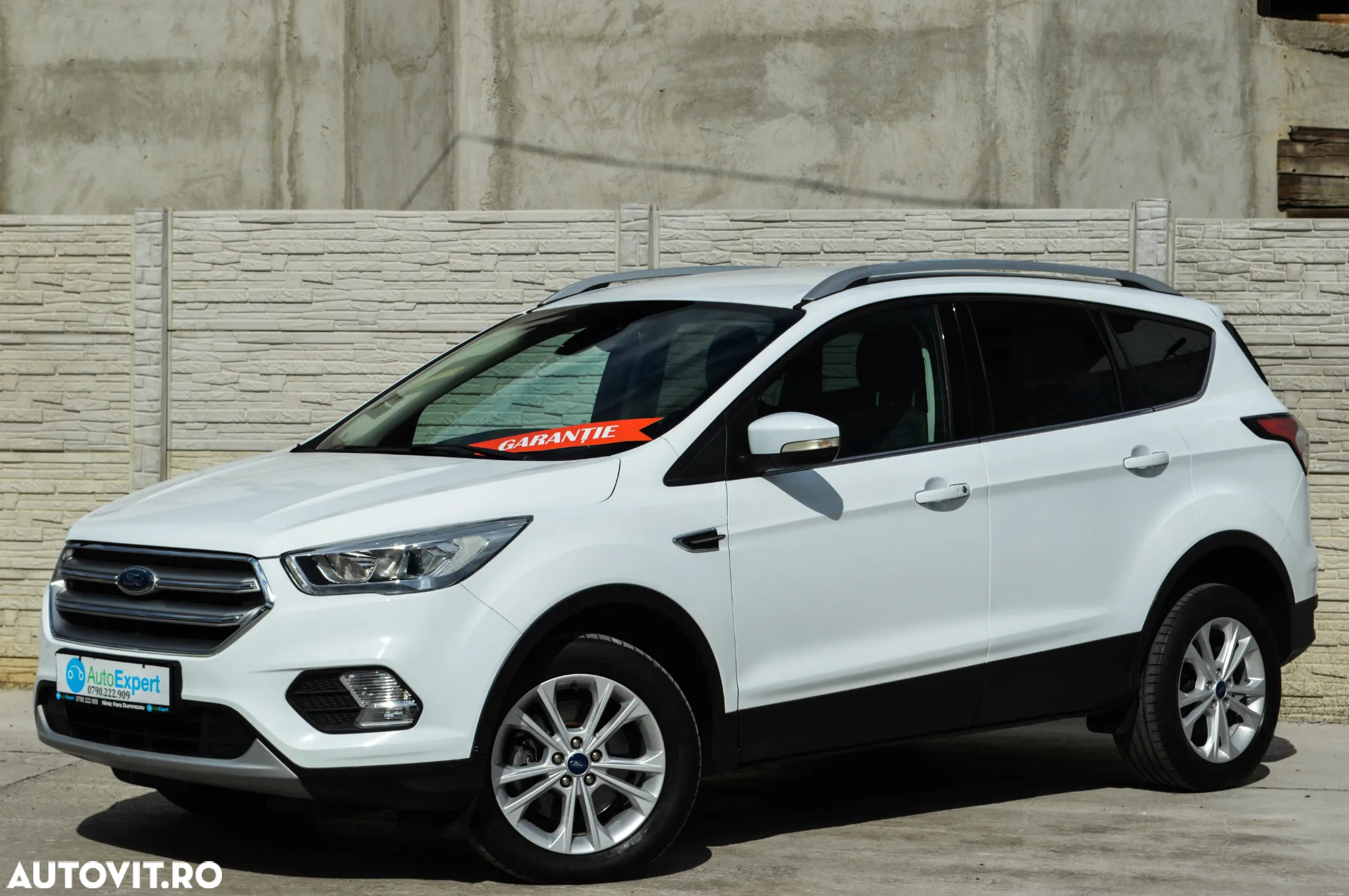 Ford Kuga 2.0 EcoBlue Aut. 4x4 TITANIUM - 9