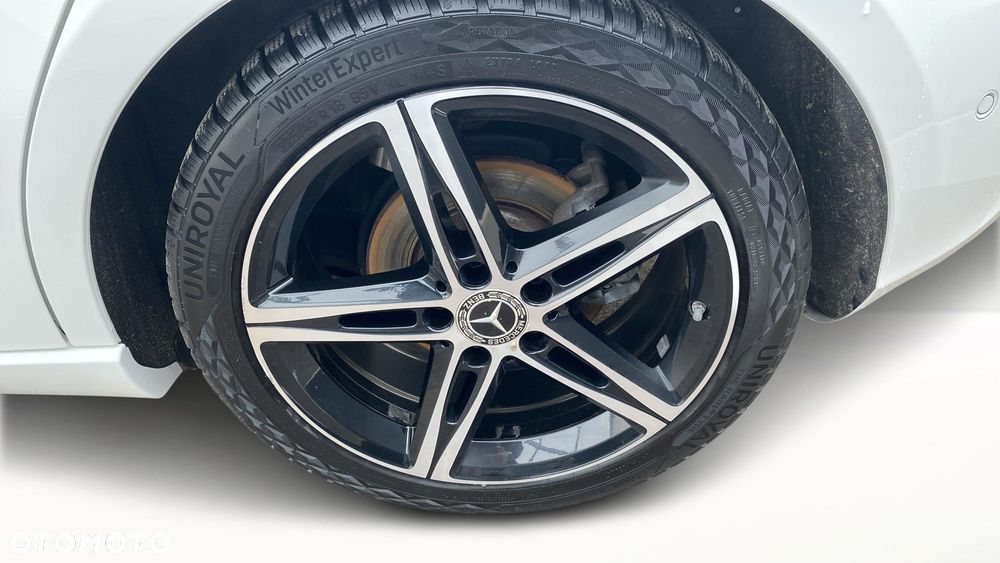 Mercedes-Benz Klasa A 200 d Progressive 8G-DCT - 14